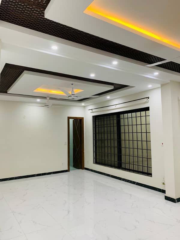 kanal upper portion avaliable for rent 2