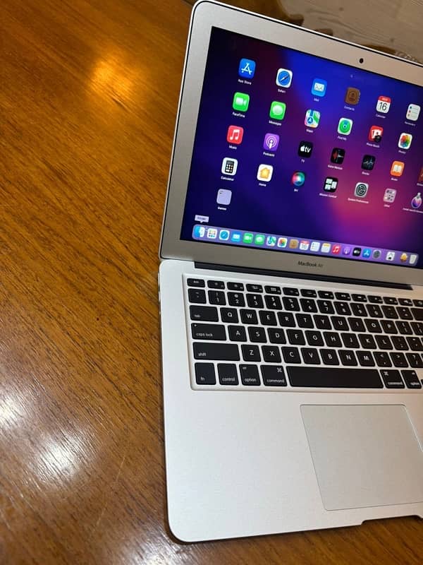 MacBook Air 2017 3