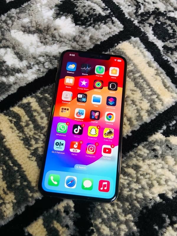 IPHONE XS MAX 64GB 3