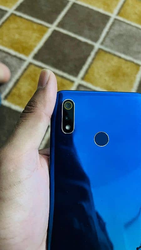 Realme 3 with original box and charger 7