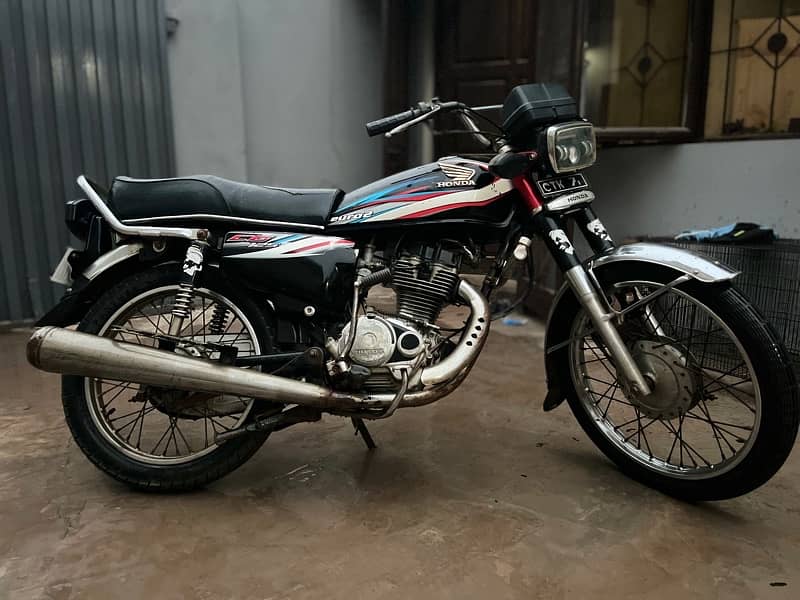 Honda 125 Black 2015 with Special Number CTk-71 exchange hogae with 70 0