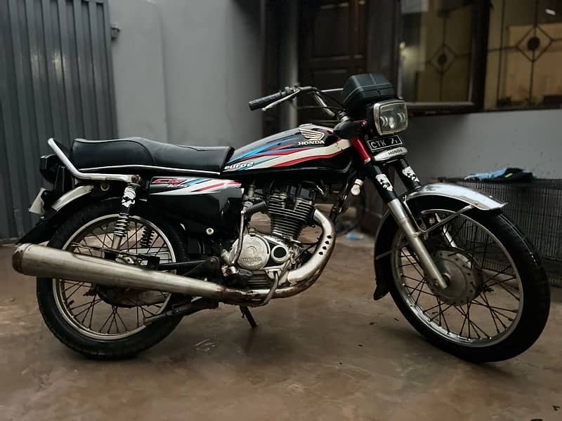 Honda 125 Black 2015 with Special Number CTk-71 exchange hogae with 70 1