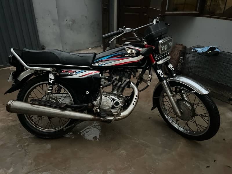 Honda 125 Black 2015 with Special Number CTk-71 exchange hogae with 70 6