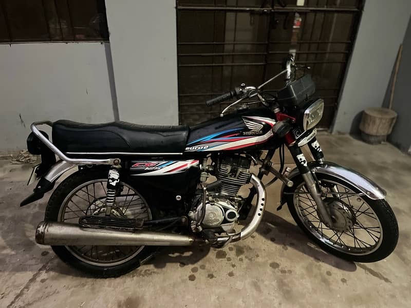 Honda 125 Black 2015 with Special Number CTk-71 exchange hogae with 70 10