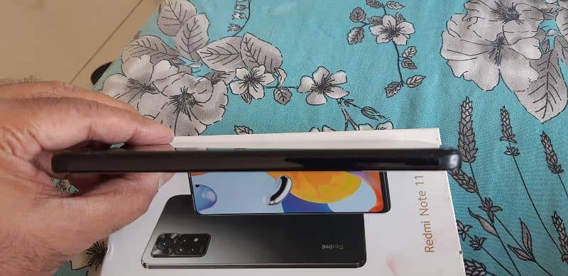 Xiaomi Redmi Note 11 Pro. Dual Sim. With Box Charger. Urgent Sale. 4