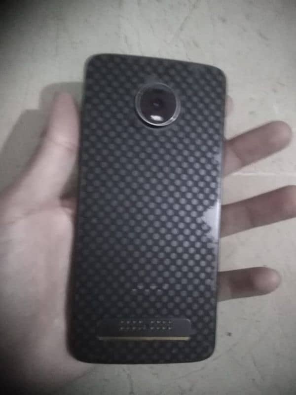 MOTO Z4 5