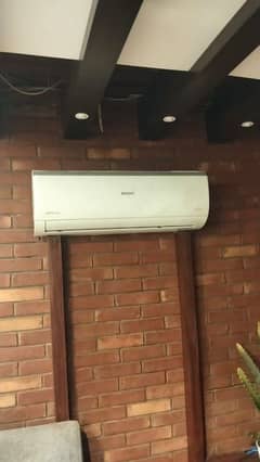 1 Ton Orient Ac for sale