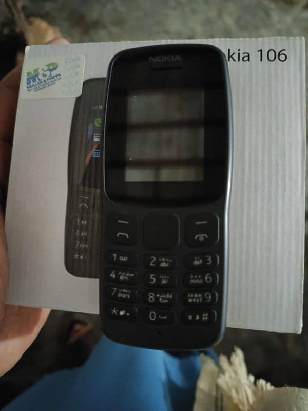 Nokia 106 with box 2