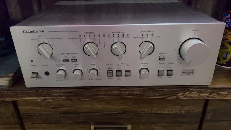 Technics su v8 amplifier 0