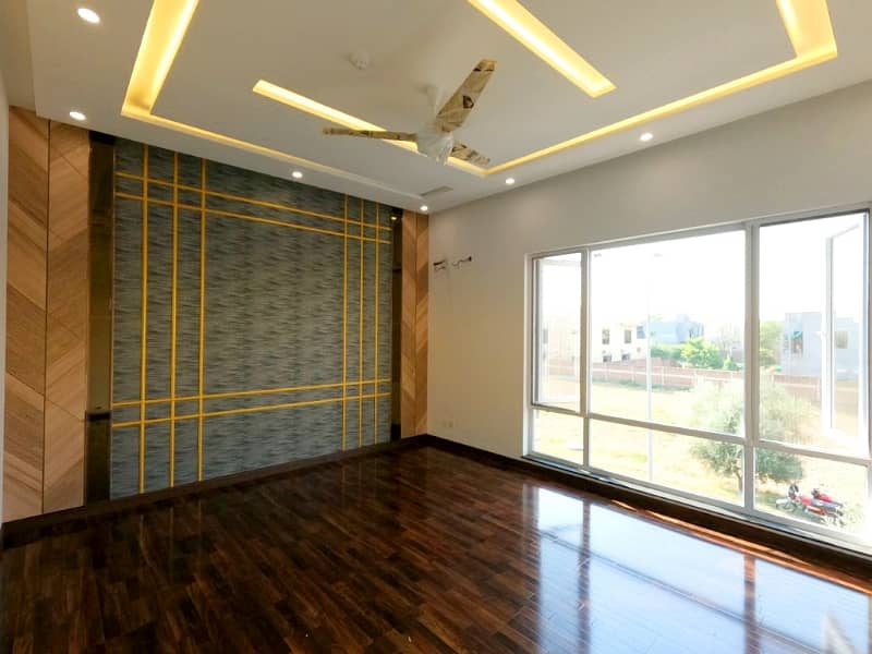 In Lahore You Can Find The Perfect House For sale 37