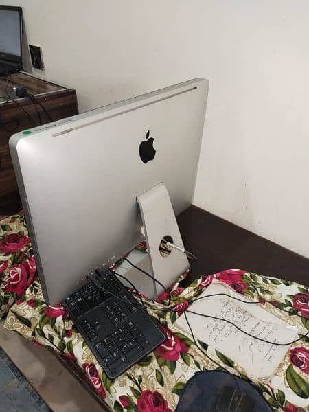 IMac 2010 | Apple imac 10 | 4GB Ram 500 HDD Rom 1