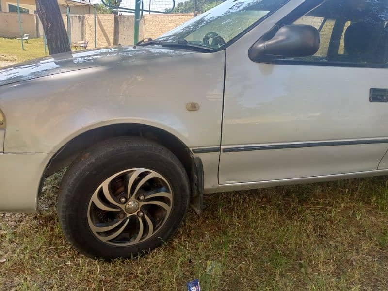 Suzuki Cultus VXL 2004 4