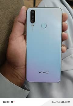 vivo y17