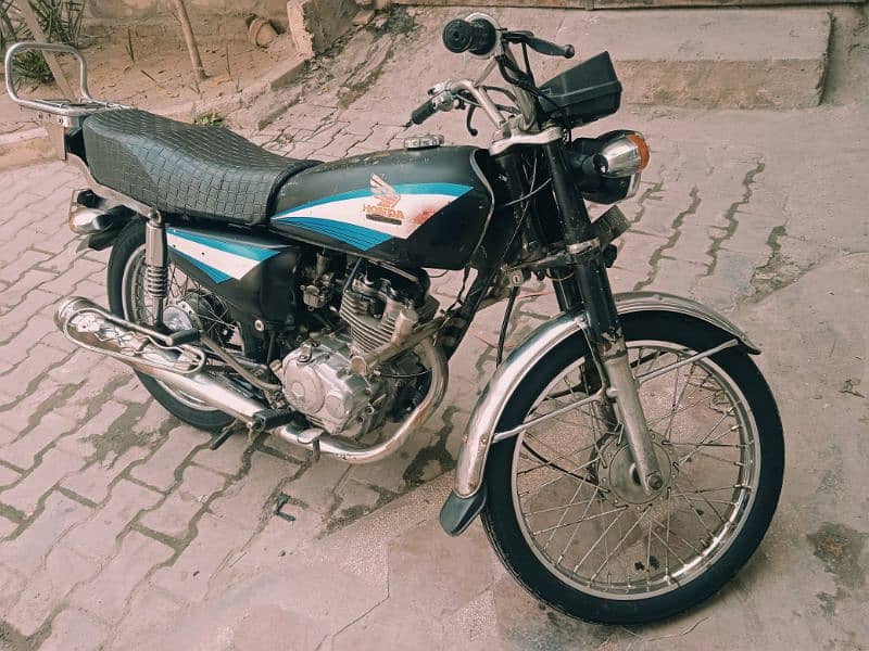 Cg125 Honda M/C for Sale in Just 50000 thousands Only 4