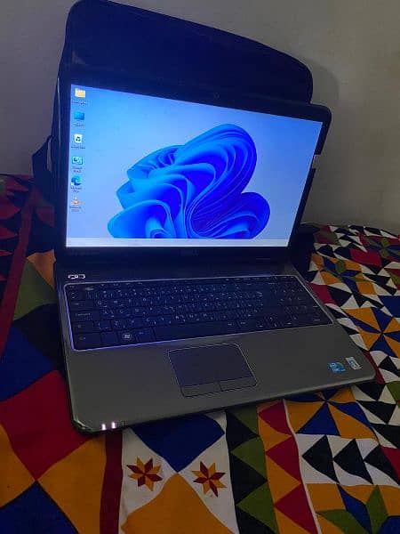 Dell Inspiron core i 5 0