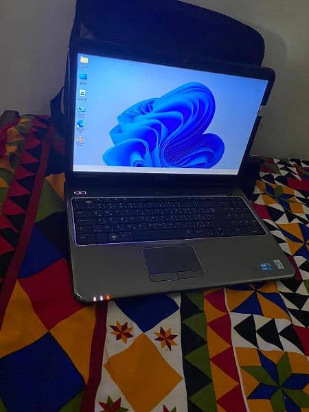 Dell Inspiron core i 5 1