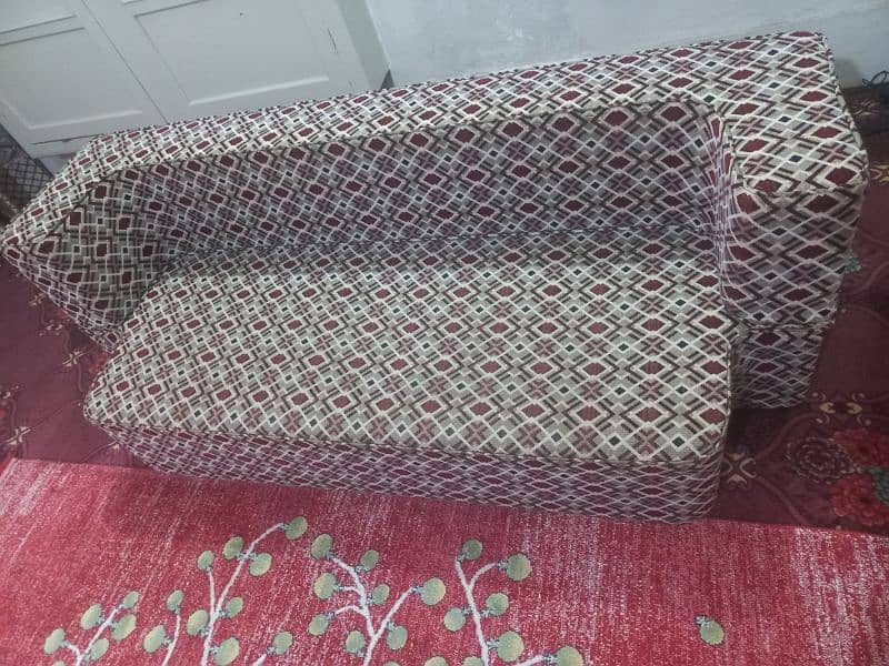 Sofa come bed 1