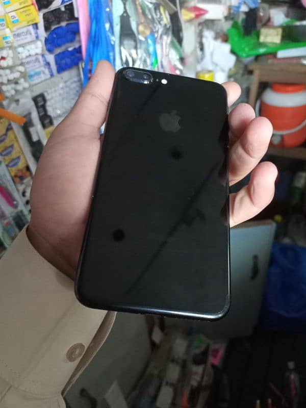 iphone 7 plus 128 PTA appro available in low price 1