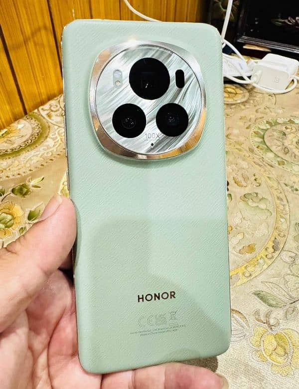 Honor magic 6 pro complete box 4