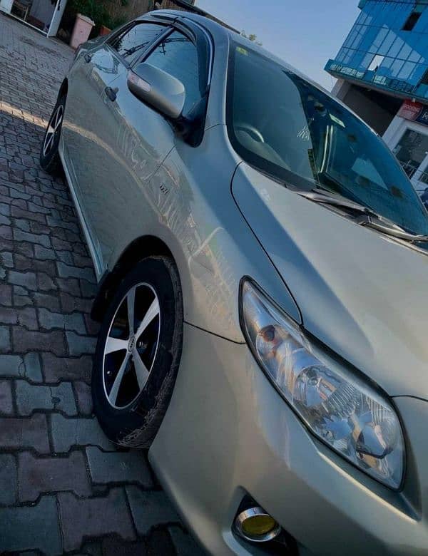 Toyota Corolla GLI 2010 original 8