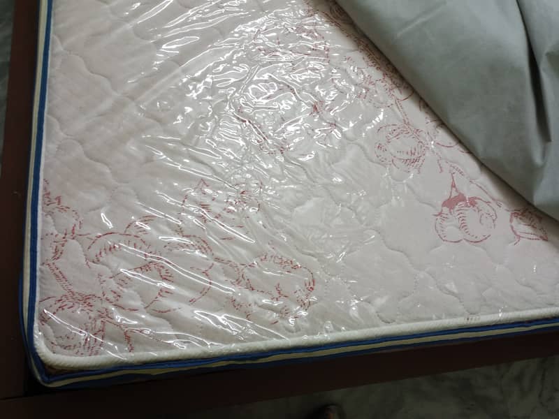 One double bed medicated mattress very less used 1