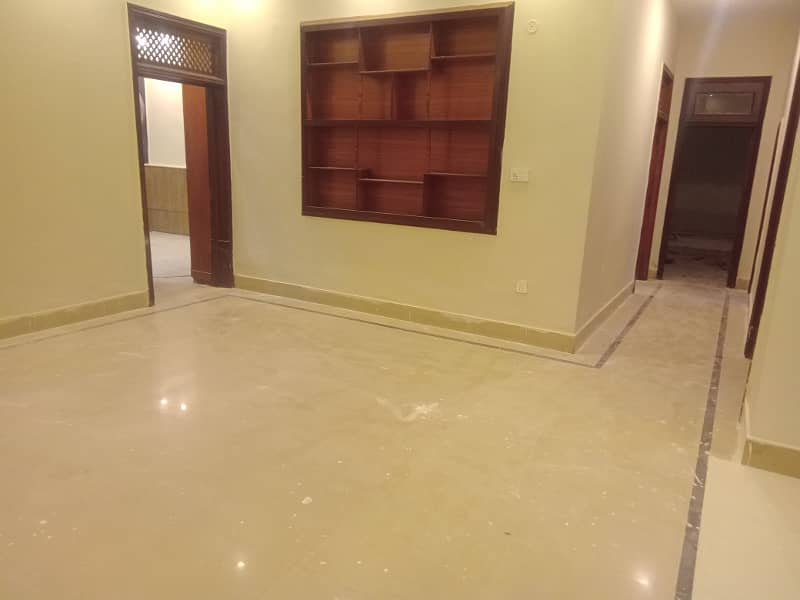 1 kanal outstanding 3 bedroom new renovated in model town D Block for rent 9