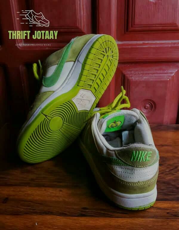 Nike SB Dunk Low Green Apple 1