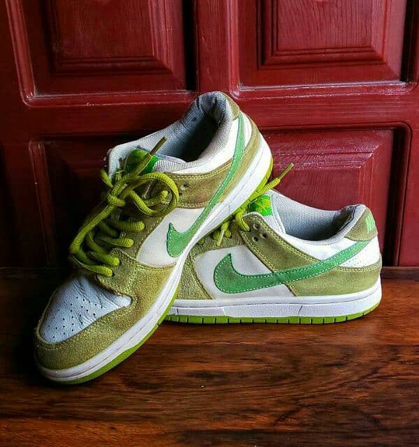 Nike SB Dunk Low Green Apple 2