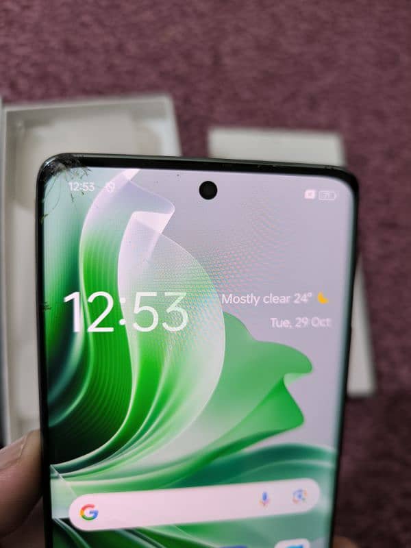 Oppo reno 11 5g 12/256gb Brand New Just Glass minor brake 2