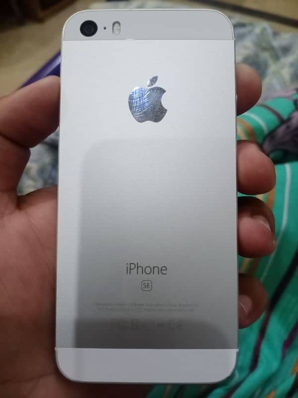 iphone SE 32GB Non PTA 6