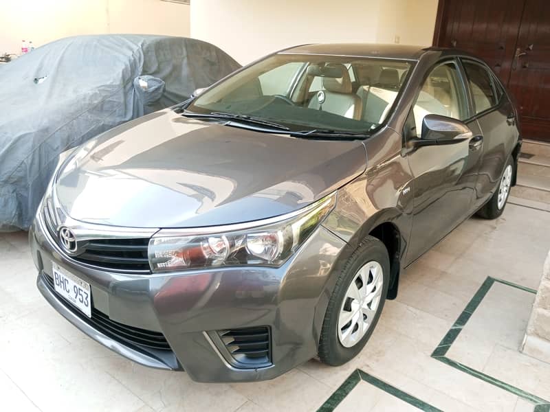 Toyota Corolla GLI 2016 Automatic Outclass Condition in DHA Karachi 4