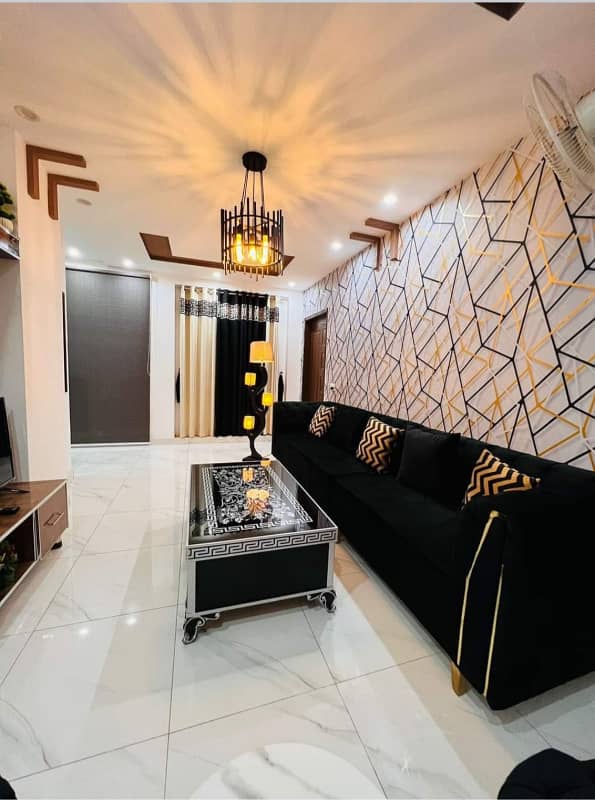 1 Bedroom VIP Full furnish flat per day available in Bahria town Lahore 1