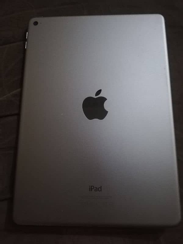 Apple ipad Air 2, 16 gb, like new 0