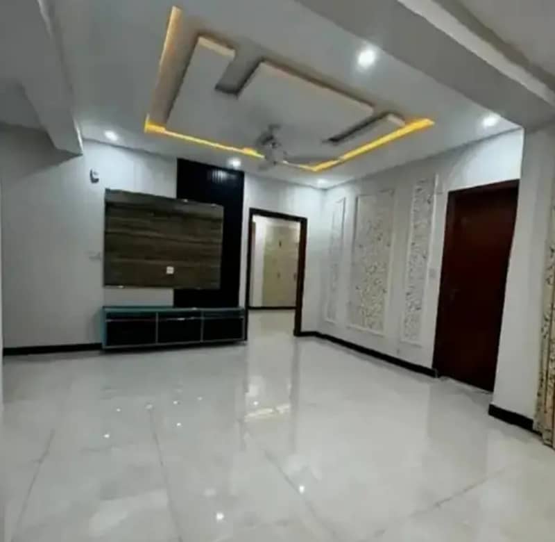 G-11/4 PHA D-Type Fully Renovated Flat For Sale 1