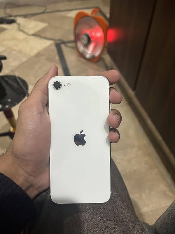 iPhone se 2020 Non Pta 1