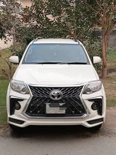 Toyota Fortuner V 2013