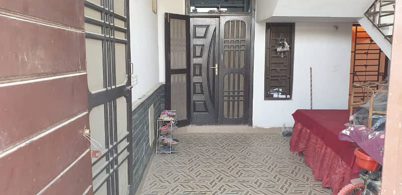 three bed dd tiled flooring portion for rent in johar 3