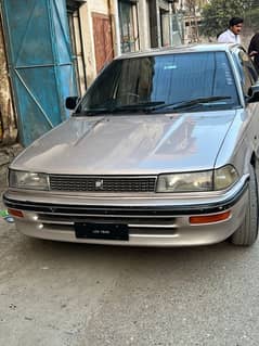 Toyota Corolla 1990 model