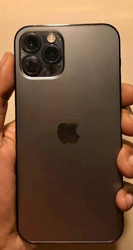 I phone 12 pro 4