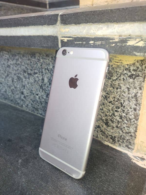 Iphone 6 64gb new condition 1