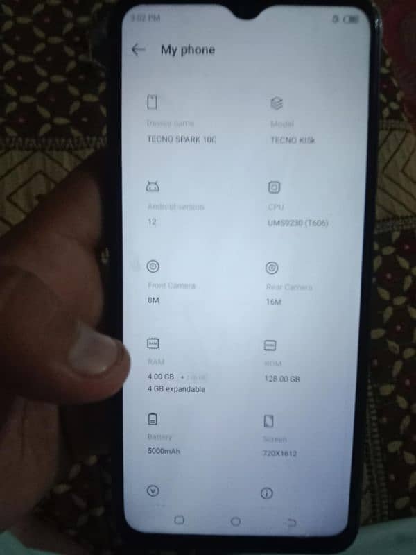 Techno spark 10c 4 +4 Ram 128 memory with box tam or cemray ka masla 1