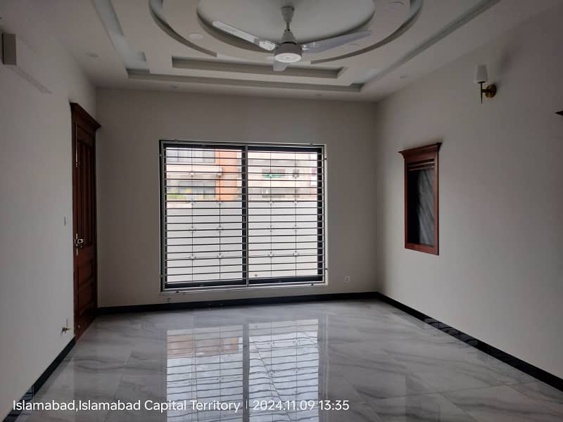 Luxury Brand New 6 Bedroom House Available For Sale in G-13/3 Islamabad 24