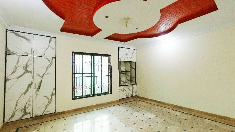 Prime Location 788 Square Feet House In Nishtar Colony Best Option 30