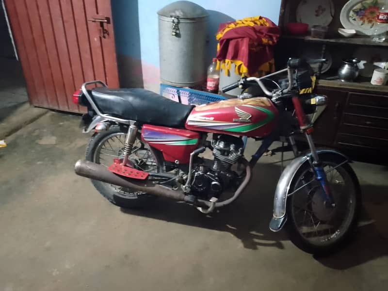 Honda 125 1995 Lahore number 5