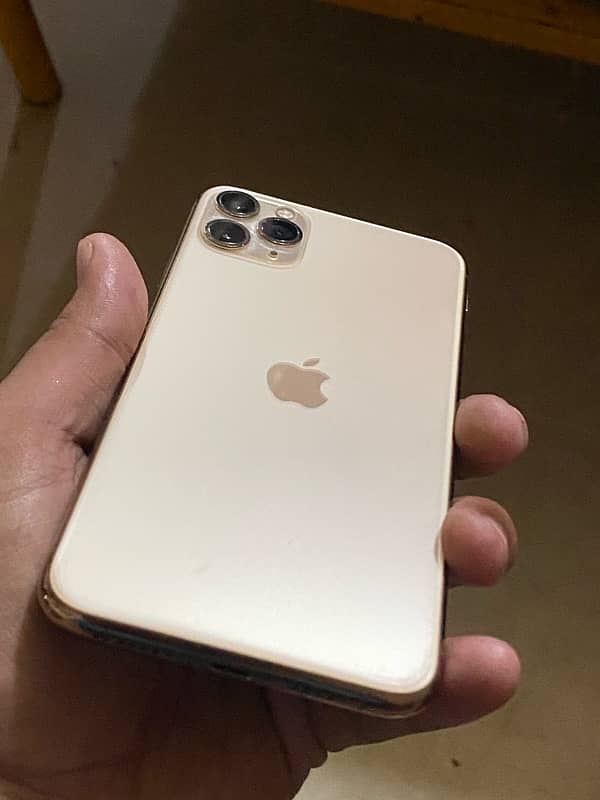 iphone 11 pro max 2