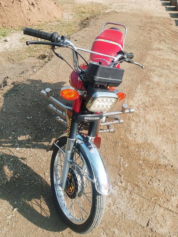 Honda Motorcycle CG125 3