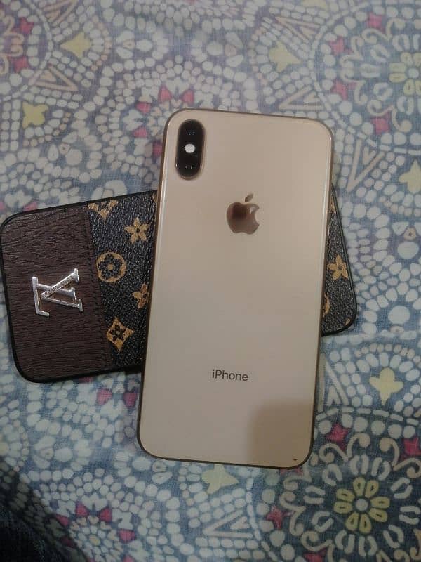 I phone xs 256 gb ha battery healta 76 Face ID band ho gi ha 0