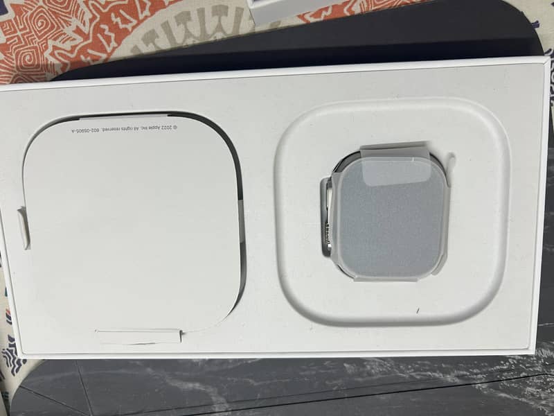 Apple Watch Ultra 2 Titanium 49mm 3