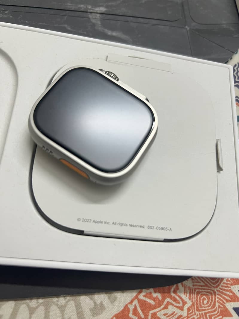 Apple Watch Ultra 2 Titanium 49mm 4