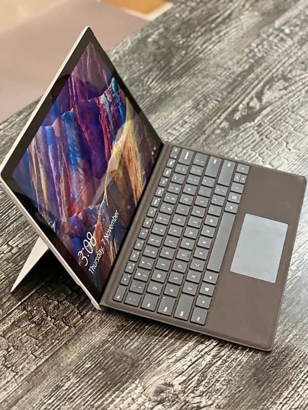 Microsoft Surface Laptop 1